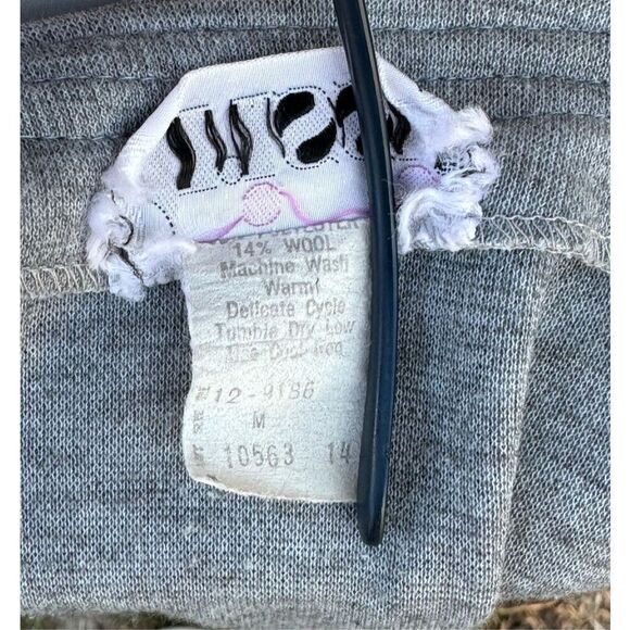 Vintage Trissi two piece gray vest pockets skirt pockets size twelve belt old - Picture 12 of 16